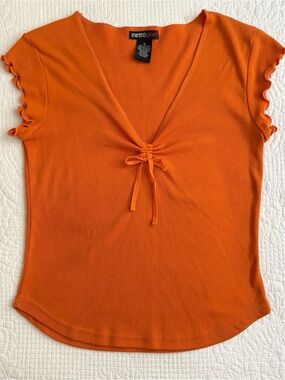 Vintage 2000s Ruched Lettuce Edge Baby Tee